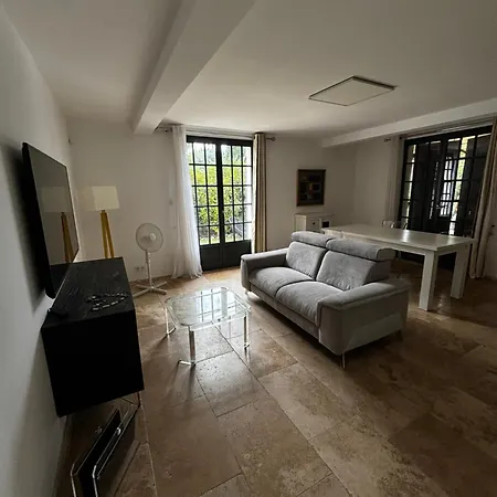 Magnifique Bas De Maison Tout Equipe A Deux Pas De La Plage * Saint-Cyr-sur-Mer